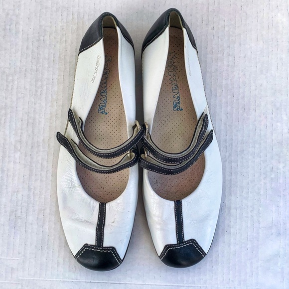 Softwaves Mary Jane Slip-On Shoes - Picture 3 of 12